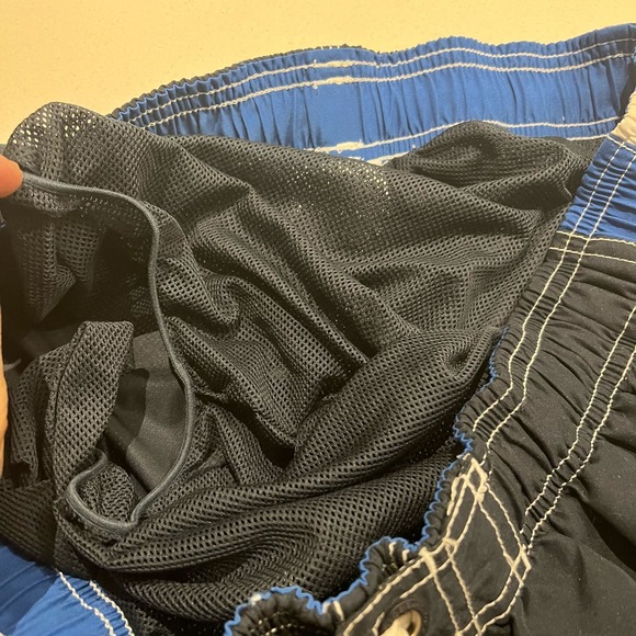 Speedo Mens Size Large Blue, Red, Netted Swimming Trunks Shorts - Picture 7 of 11